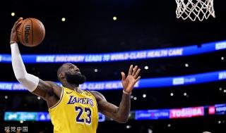 他的笑容不 他的笑容不